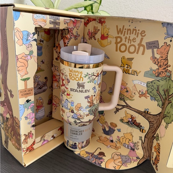 Stanley Other - Stanley Winnie the Pooh Quencher Tumbler - Multicolor